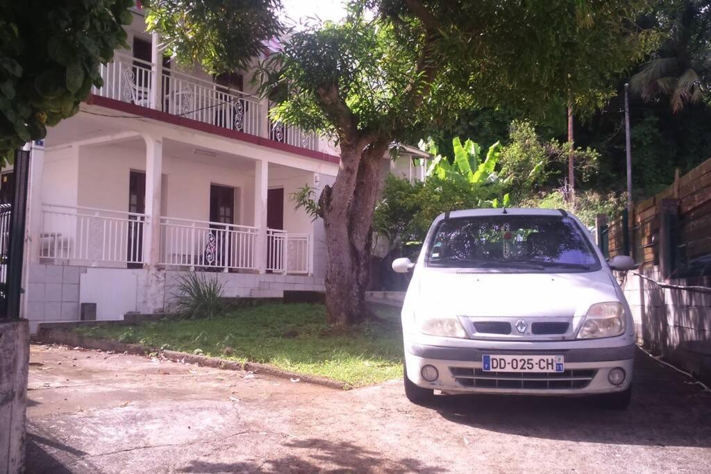 Maison En Bord De Mer A Trois Rivieres. Экстерьер фото