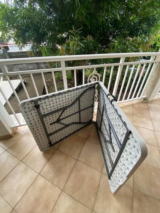 Maison En Bord De Mer A Trois Rivieres. Экстерьер фото